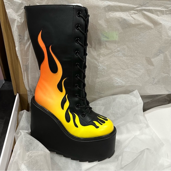 YRU Shoes - NWT Y.R.U. YRU Dune Lace Up Flame Boots Orange Leather